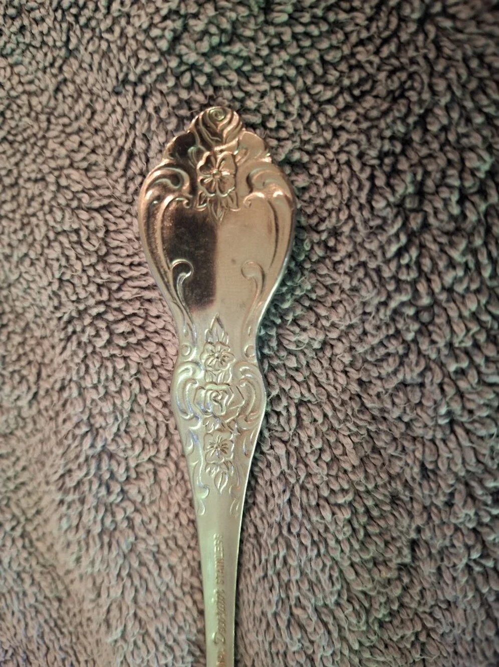 Ornate Decorative Serving Spoon in Silver La France Pattern